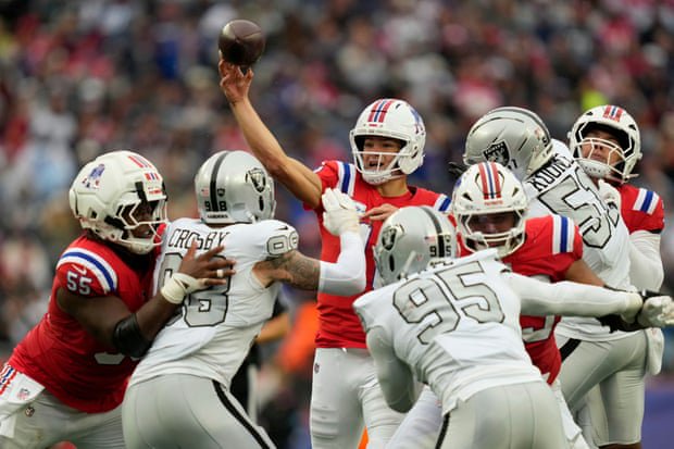 NFL roundup: Maye throws five touchdowns as Patriots rout Raiders while unbeaten Vikings roll on