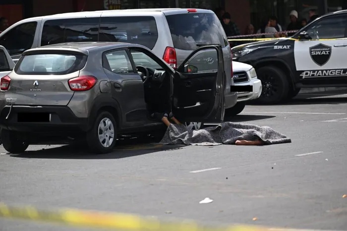 MALL MURDER – Man shot dead in broad daylight at Elsies River shopping centre