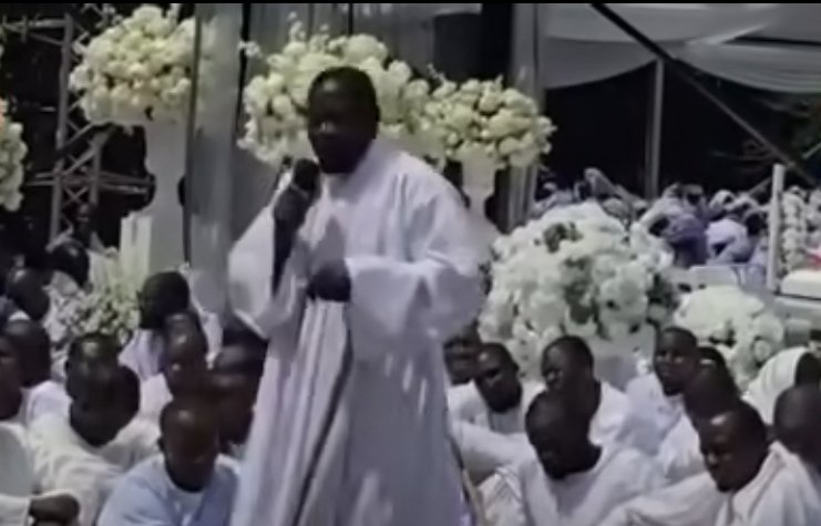 “Wicknell Chivayo Never Called Himself Mukuruwemazuva — It Was the People Who Gave Him That Name,” Says Johane Masowe Apostle