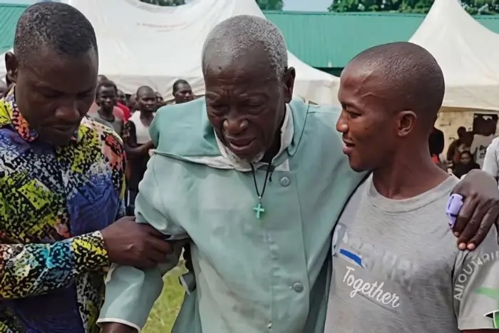 89-year-old man and his eldest son face sentenced to death after 10 years in prison over a murder his family says he did not commit