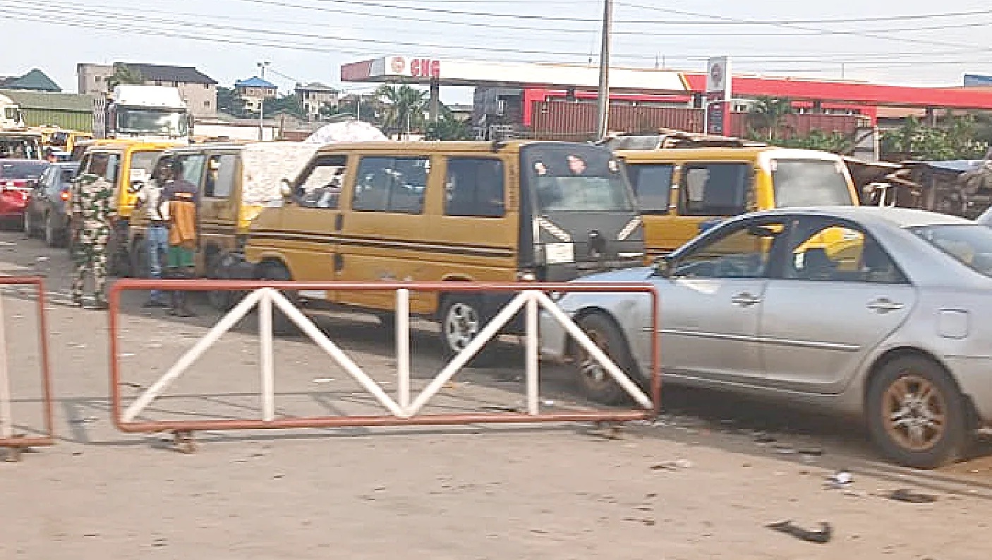 Empty tanks: CNG queues turn cheaper fuel into costly ordeal