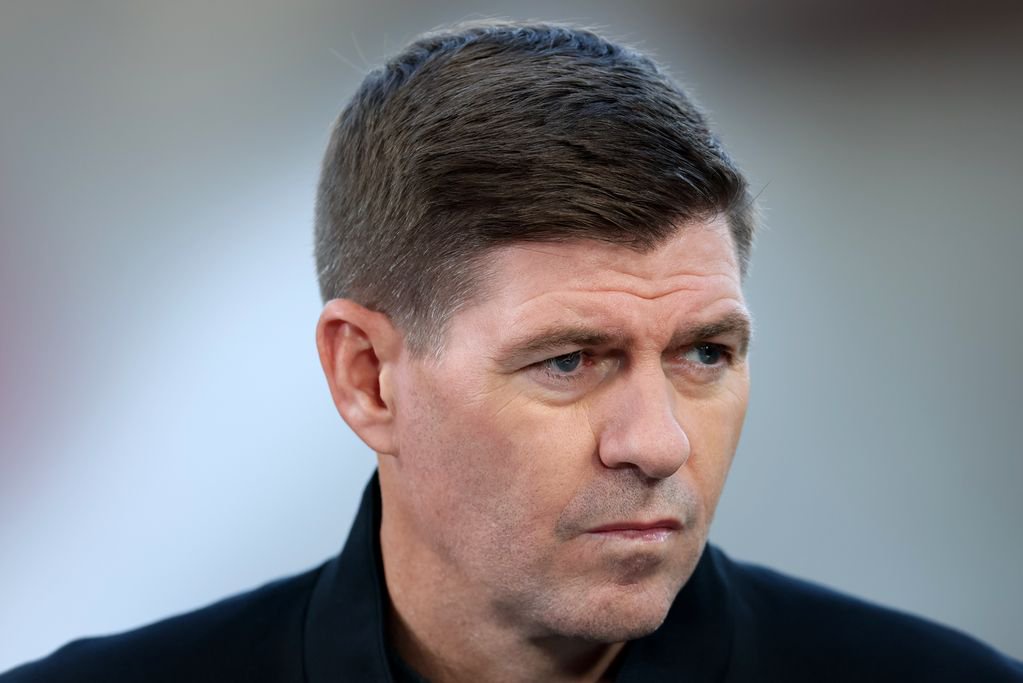 Steven Gerrard saw Howard Webb reaction to Ryan Gravenberch red card vs Man City