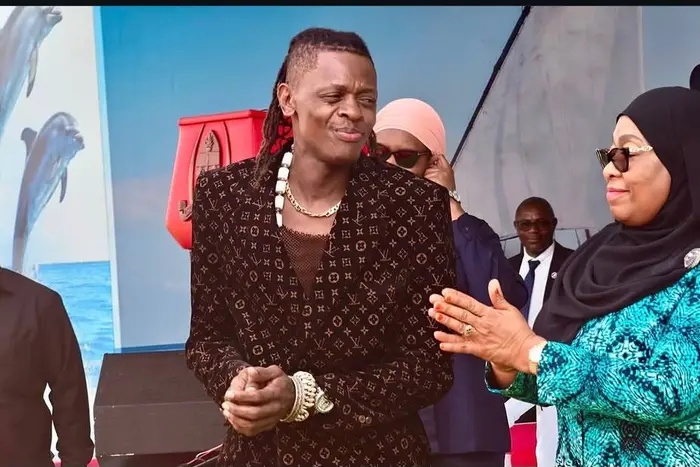 Chameleone invites two presidents to Lugogo concert