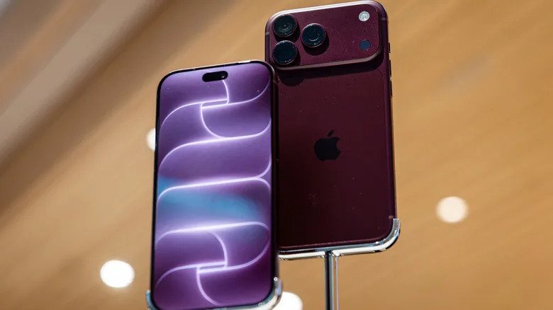 5 Reasons To Buy An iPhone 18 Pro Max Over A Galaxy S26 Ultra