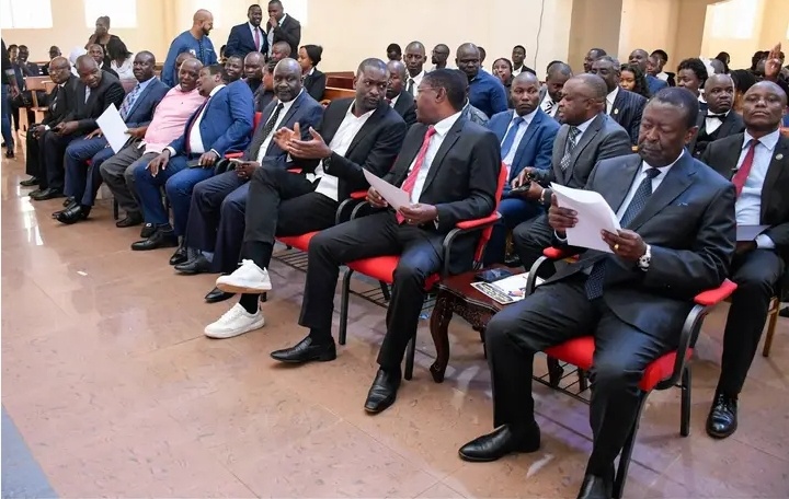 ‘Drama’ as Mudavadi and Wetang’ula Walk Out of Church After Sifuna Is Invited to Address Mourners