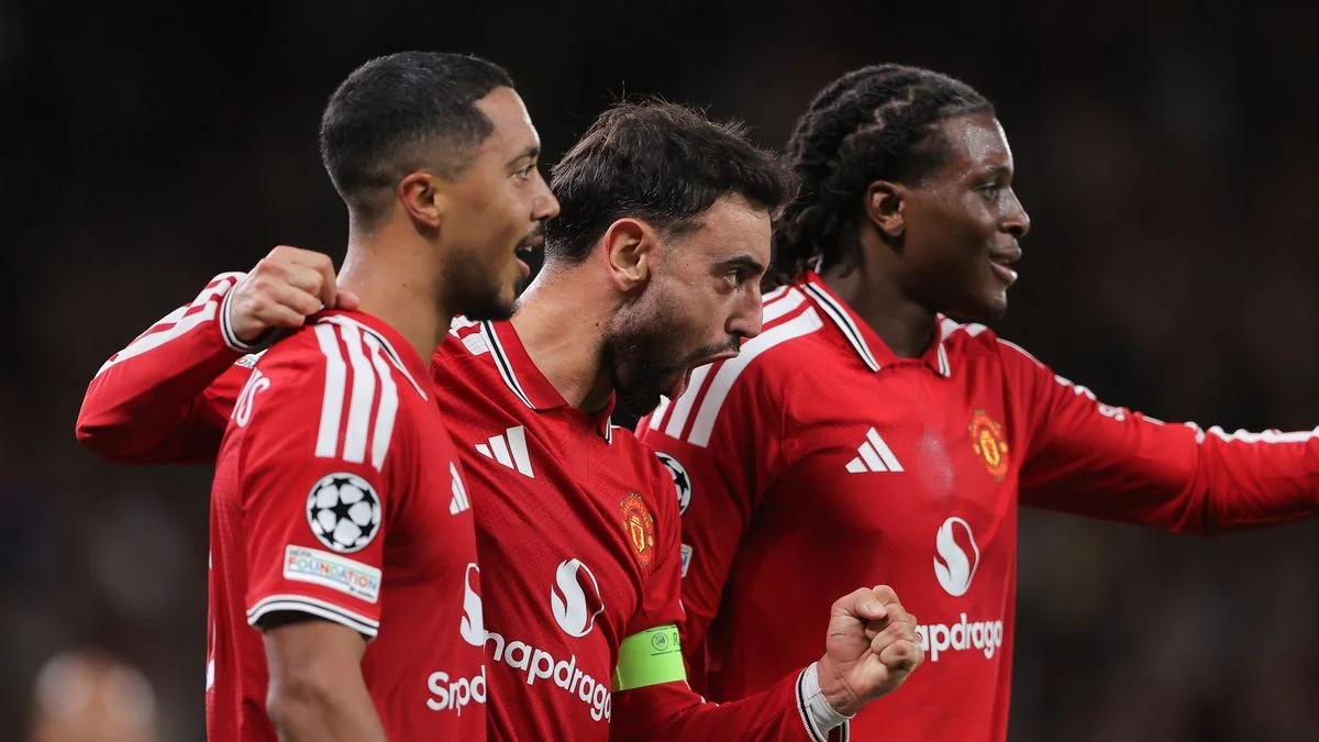 Cesc Fabregas Breaks Silence on Manchester United Return as Carrick Faces Pressure  Cesc Fabregas
