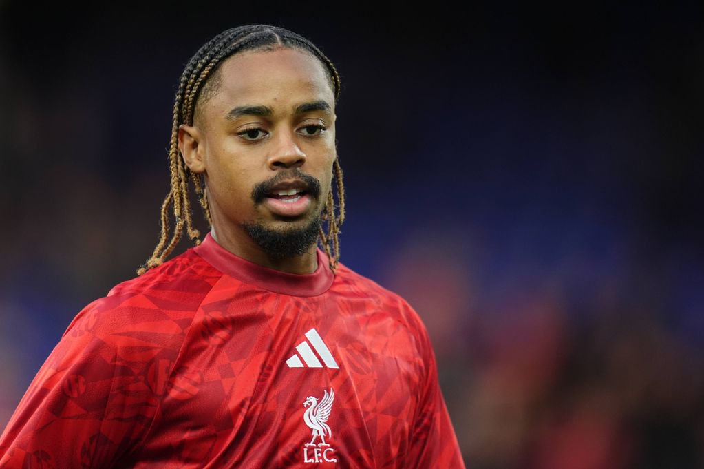 Former Liverpool star makes Bradley Barcola point and warns of ‘questions’ amid winger’s struggles