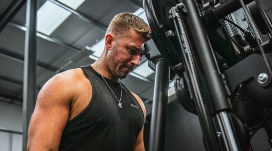 The Best 4 Day Gym Split for Guys 30+ that Want Massive Muscle Gains Faster!