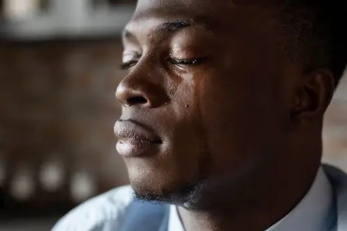 ‘He told me I will be become useless in life’ — Ghanaians share the most hurtful things their fathers have said to them