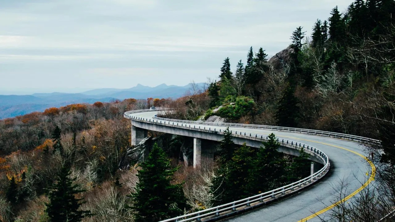 Blue Ridge Parkway Reopen Repaired Miles of Road Just in Time for Peak Fall Color