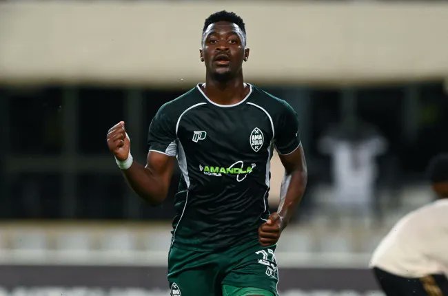 “R20,000 Cash Drop: Fans Unbelievably Hand Zimbabwean Star Huge Money—Here Is Why