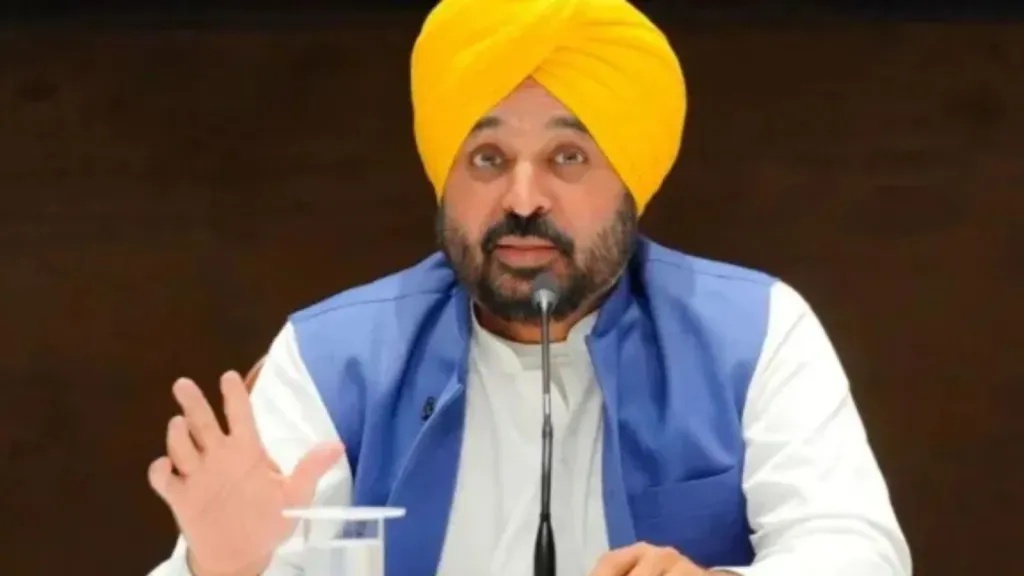 Defector MPs to dissenting MLAs: How AAP cracks widen on eve of Punjab polls
