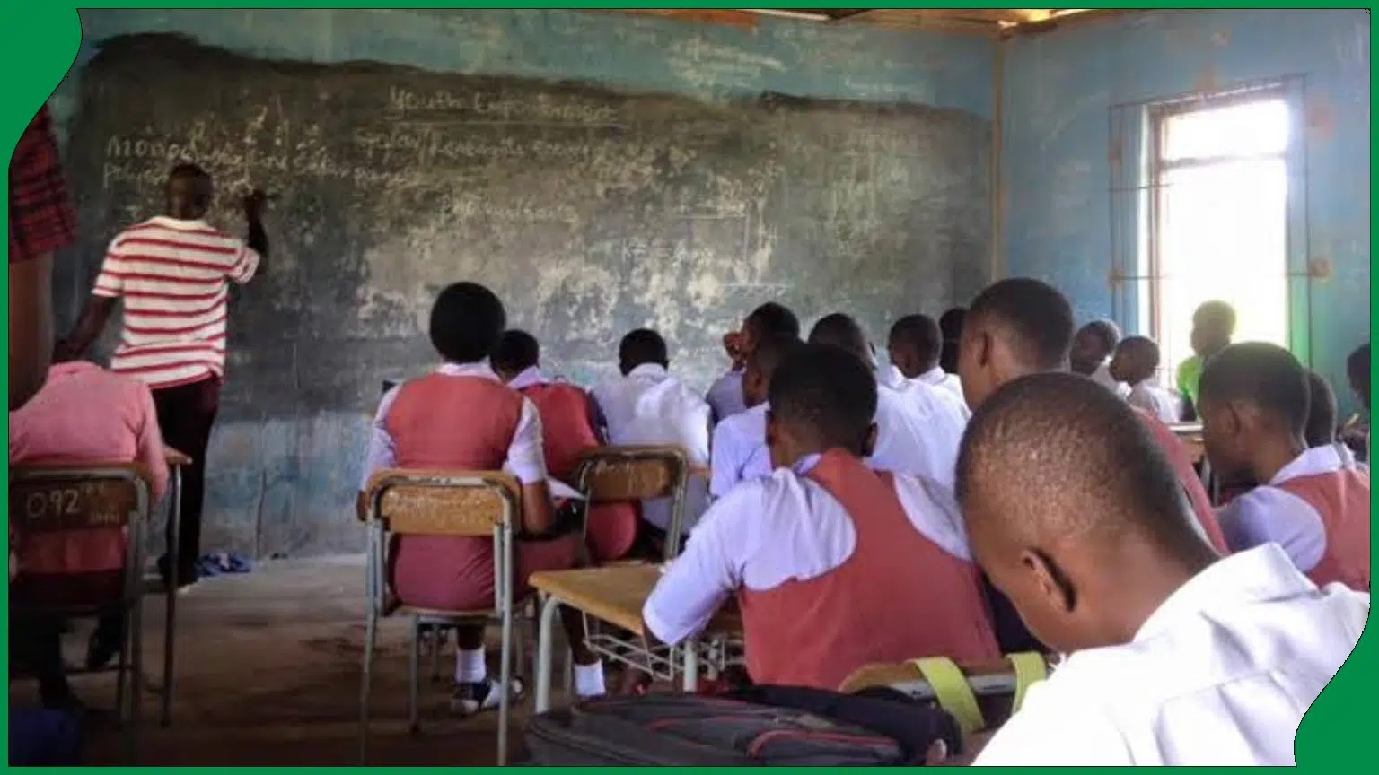 [Full List] Teachers’ Day: Three States Declare Monday Public Holiday