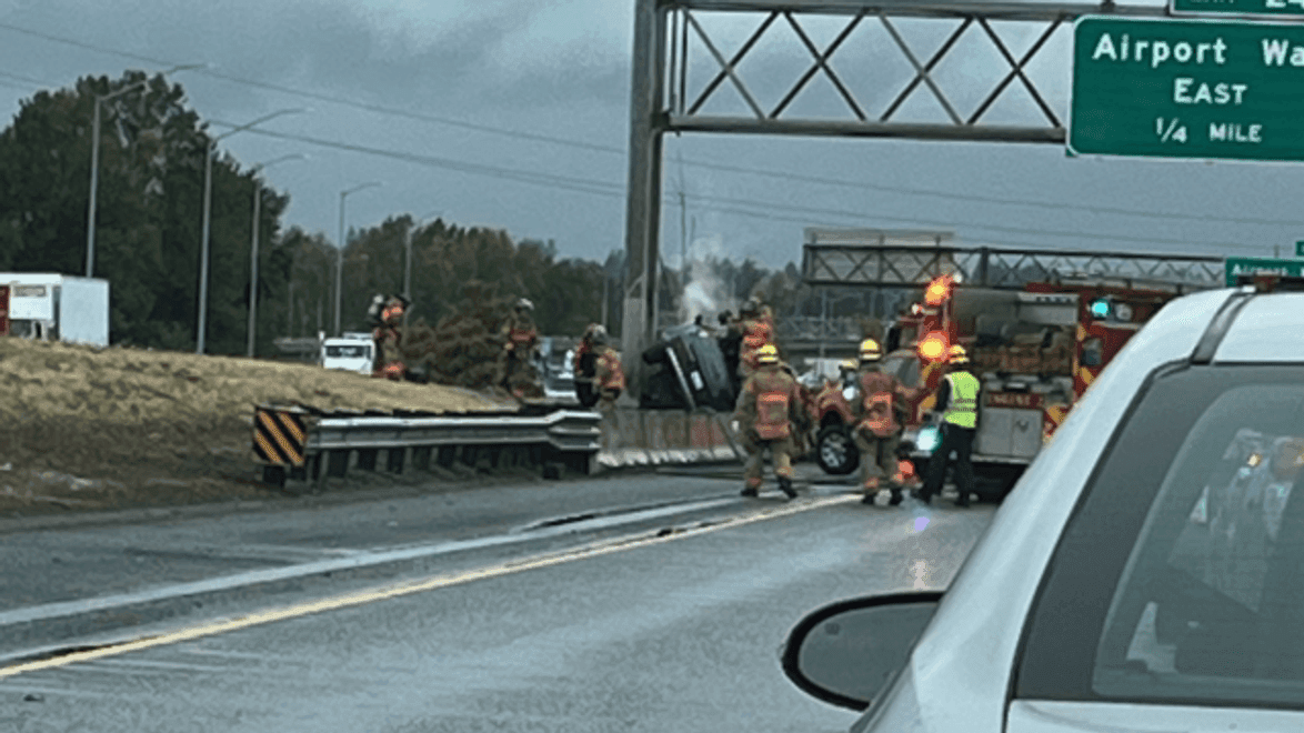 Police: Man dies five days after crash in NE Portland