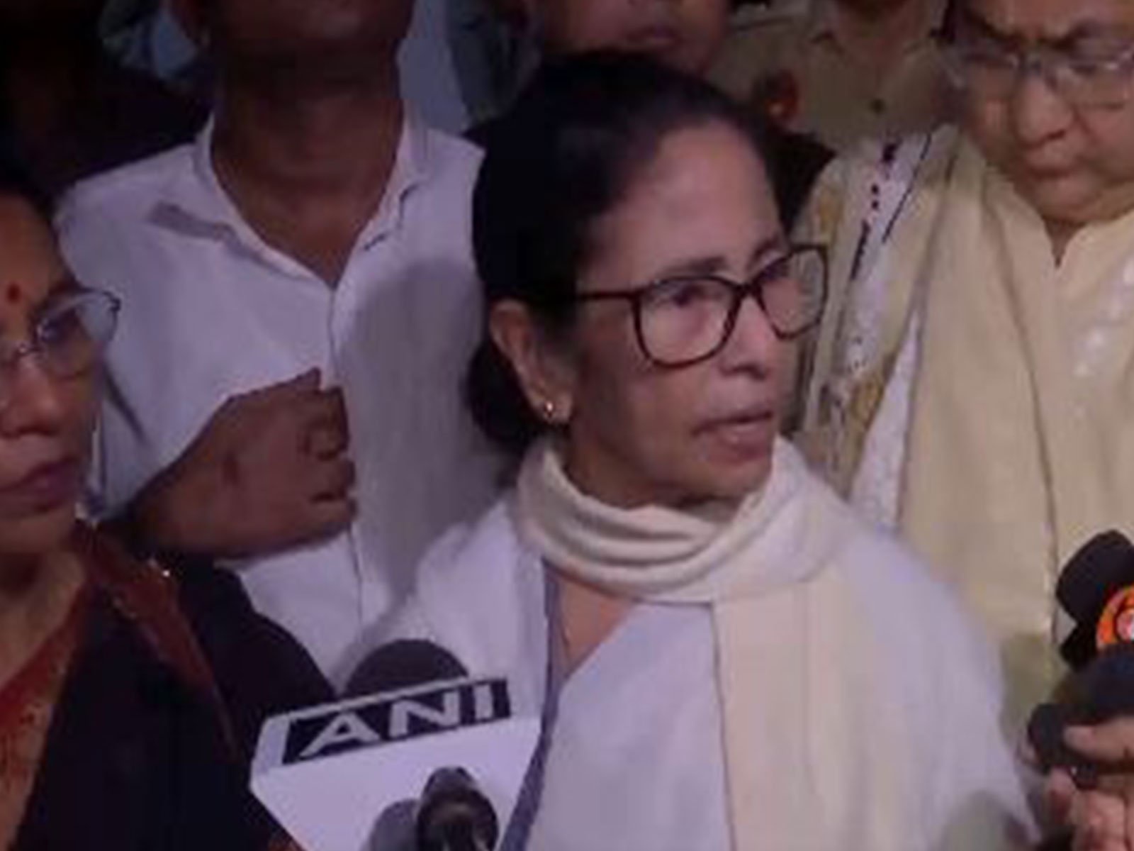 Will provide evidence of ‘vote chori’ to President Murmu: Mamta Banerjee