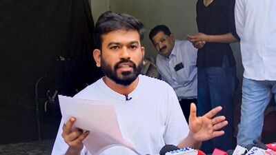 ‘Fadnavis, why are you trying to become Yogi Adityanath’: Abhijeet Dipke questions Chandrapur cops’ notices to Delhi-bound members