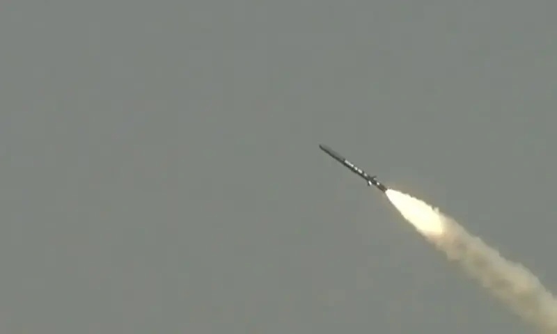 Pakistan successfully tests extended-range Fatah-IV missile