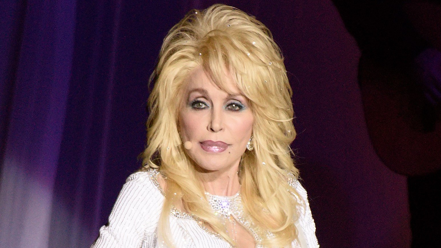 Dolly Parton’s Estate Faces Negative News After Her Real Cause of Death Was Finally Revealed