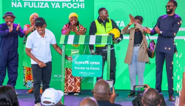 Safaricom Launches Fuliza Ya Pochi for 1 Million Traders: How to Qualify and Get Cash