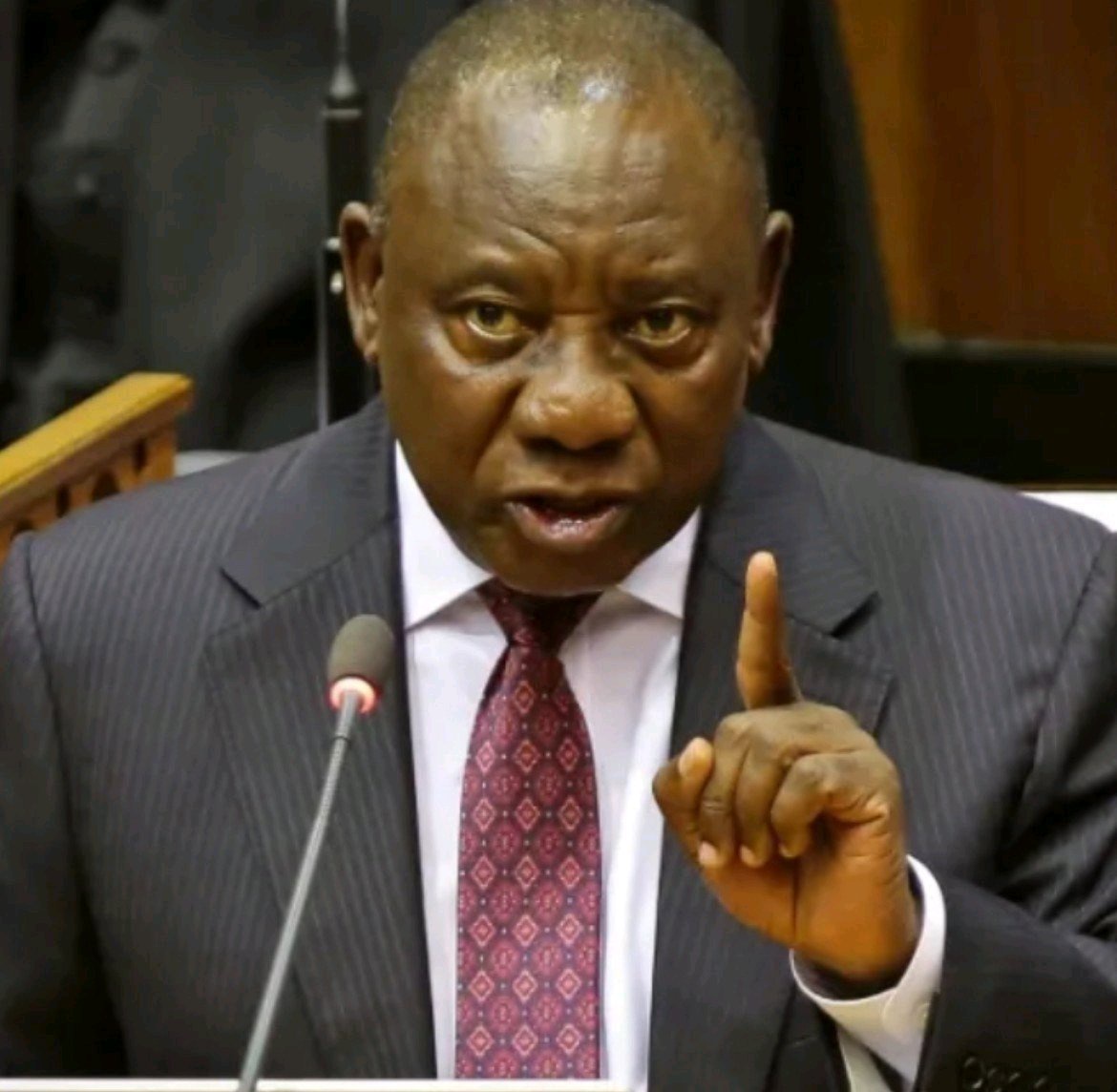 “Stop Speaking After Me, It Is Not A Protocol” President Ramaphosa Tells Ekurhuleni Mayor Xhakaza
