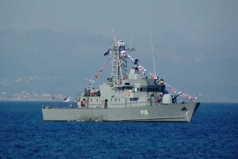 Fury in Spain after PM admits Moroccan warships sailed near Ceuta at same time 80,000 migrants invaded enclave