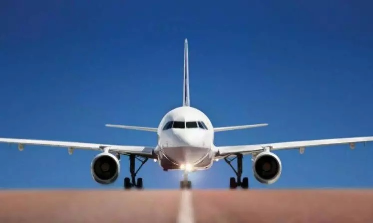 IndiGo Passenger Tries to Open Emergency Exit Before Take-Off