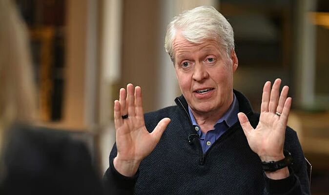‘Petty’ Earl Spencer humiliates himself as book torn apart with blistering three words