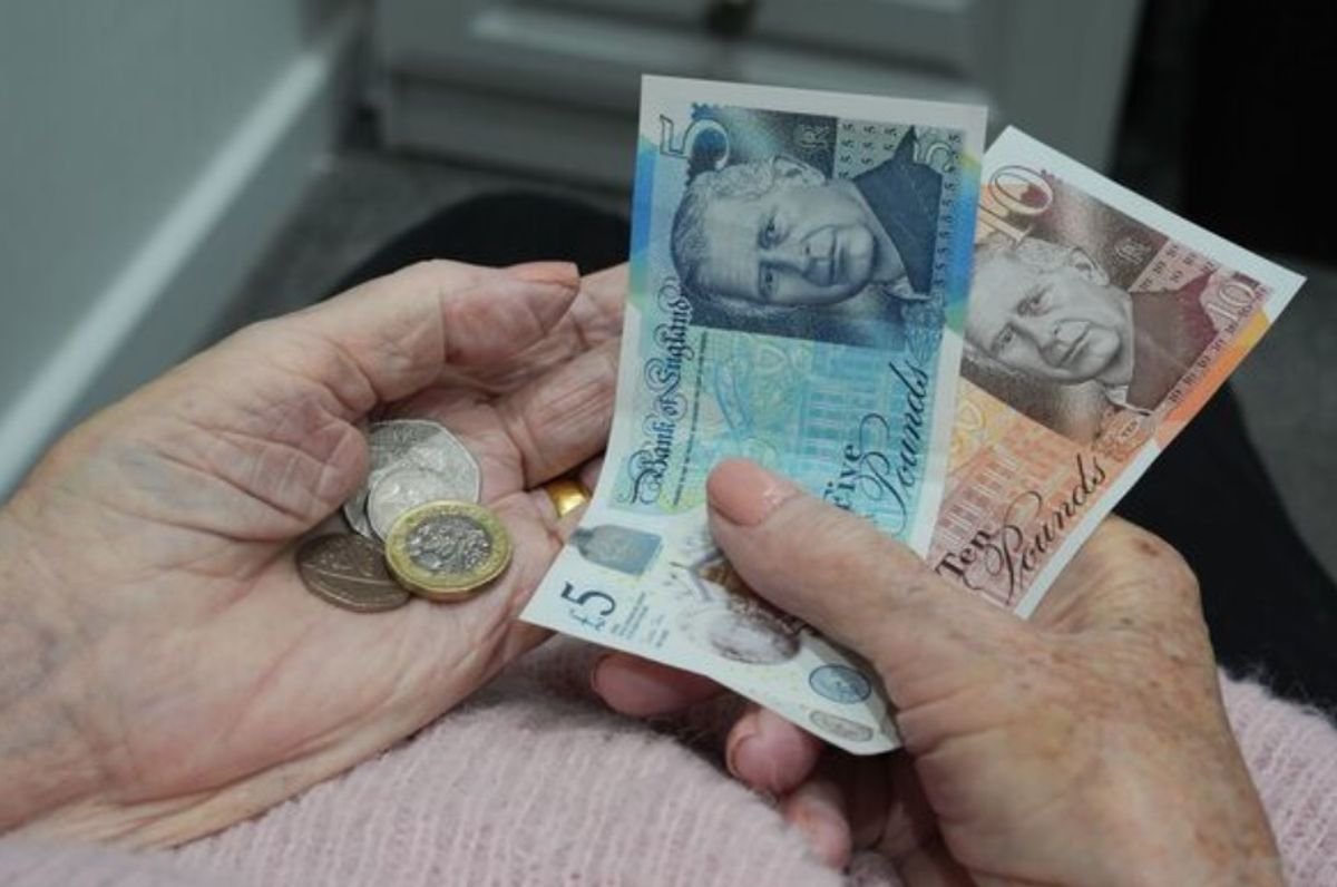 State pensioners born before 1960 urged to come forward for £1,574 boost