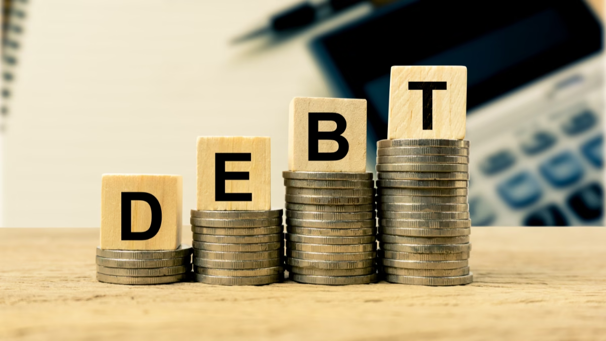 Finance Ministry rejects claim of Rs20 billion daily increase in government debt