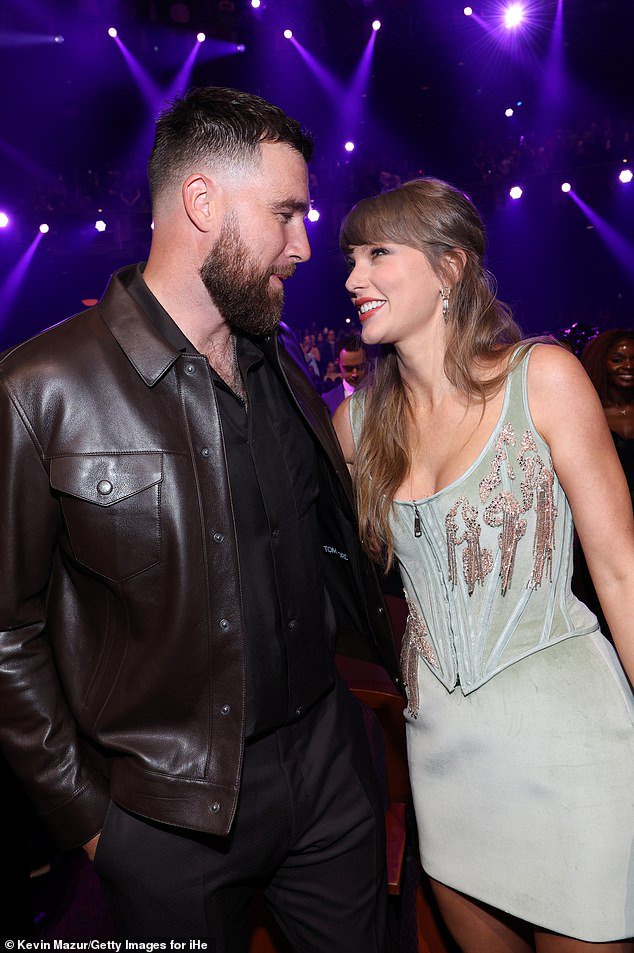 Report: Swift and Kelce face neighbor backlash over Ohio mansion plans