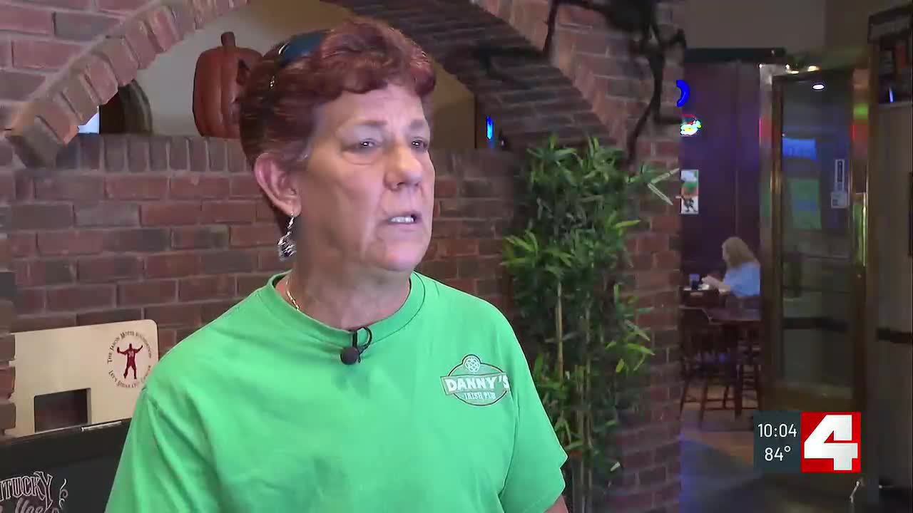 ONLY ON 4: Bartender describes helping shooting victims who stumbled into Belleville pub