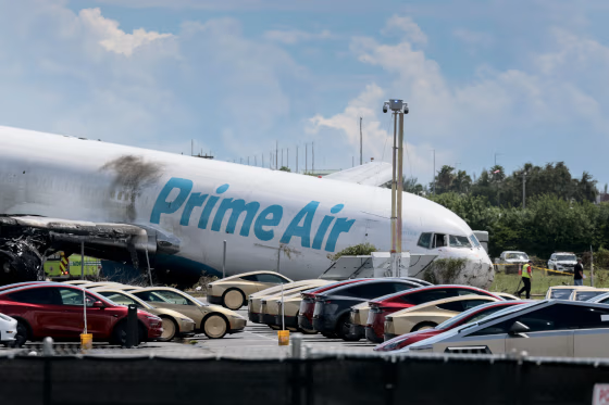 NTSB report says pilots weren’t warned about wind before Amazon-branded plane crashed in Miami