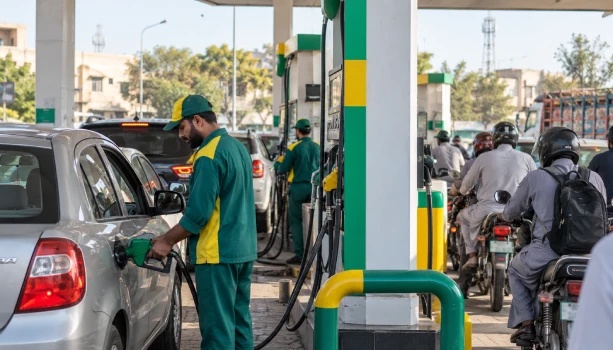 Petrol Gets Rs1.20 More Expensive, Diesel Price Falls by 17 Paisa