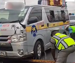 Nairobi: Matatu Driver Makes Risky Moves to Escape Officer Pulling Him Over