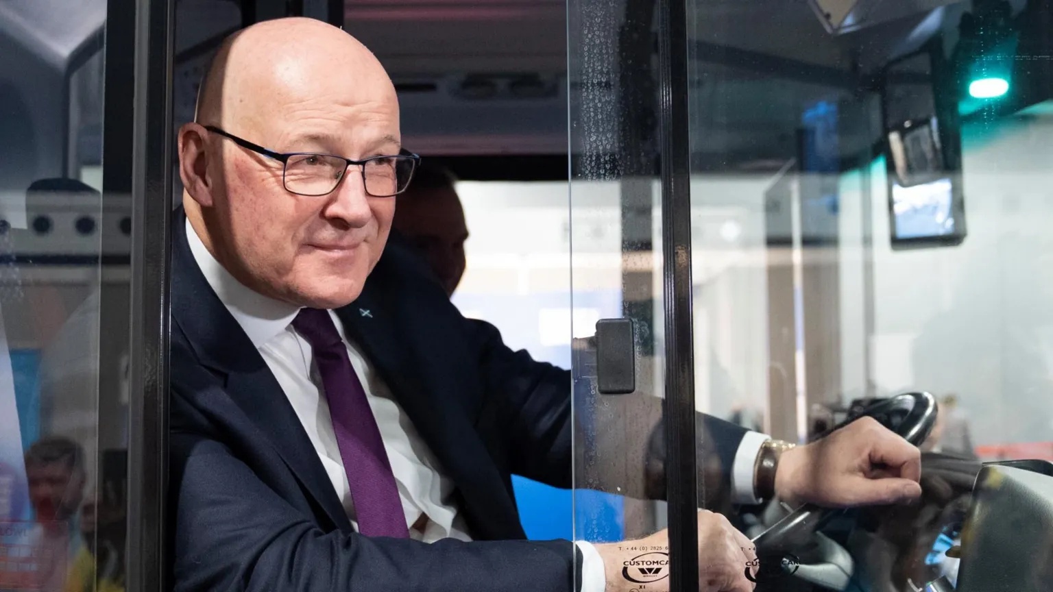 Should Scotland look to London and Manchester for inspiration on buses?