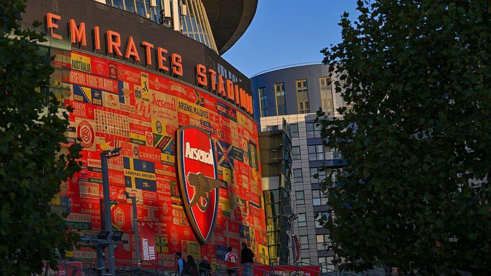 Arsenal to cut 60 jobs