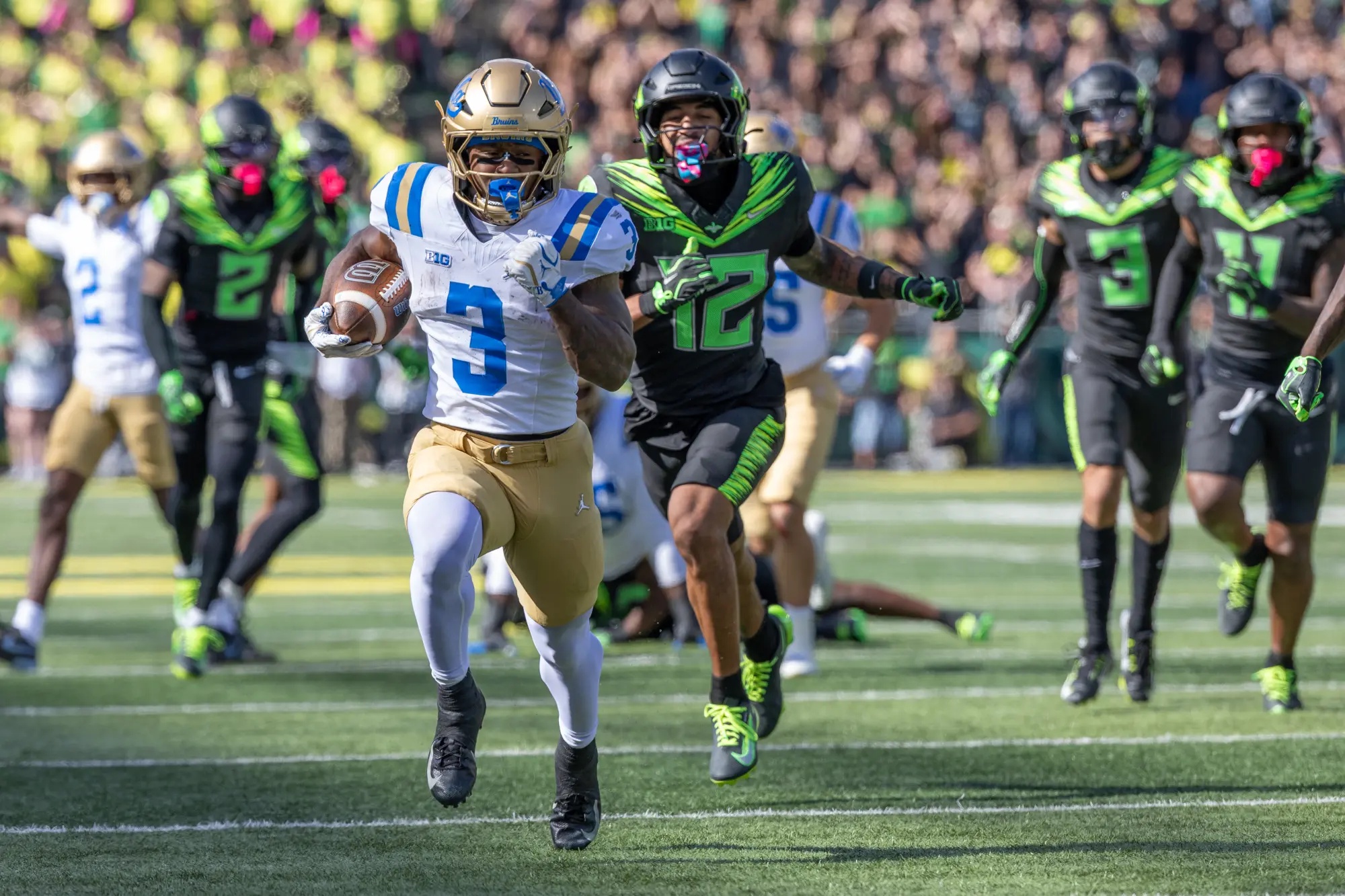 UCLA proves its a playoff contender in thrilling win over Oregon to remain unbeaten