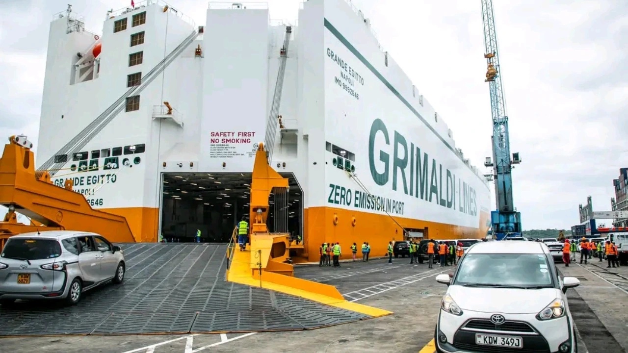 MV Grande Egitto Arrives in Mombasa With 1,297 Vehicle Units and Packages