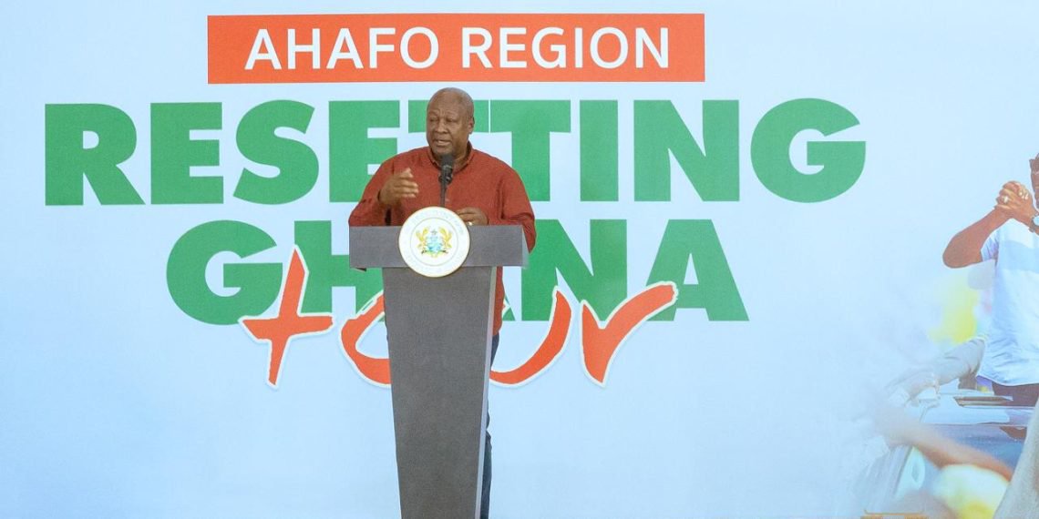 Mahama Commends Kofi Job, Says 90% of Big Push Contractors Are Ghanaian