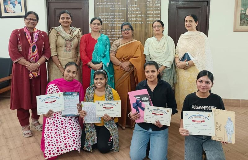 Students honour Gandhian values at essay competition