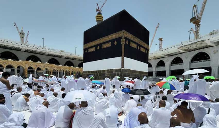 Govt works on Hajj savings plan amid rising costs