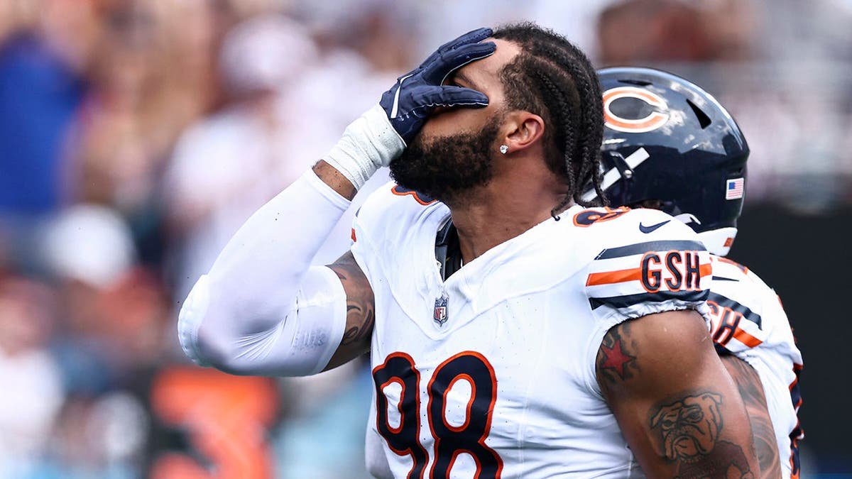 Bears’ Montez Sweat suspended 2 games for violating NFL’s performance-enhancing drug policy