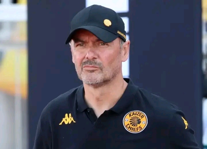 Niemach Calls for Da Cruz to Be Sacked at Kaizer Chiefs