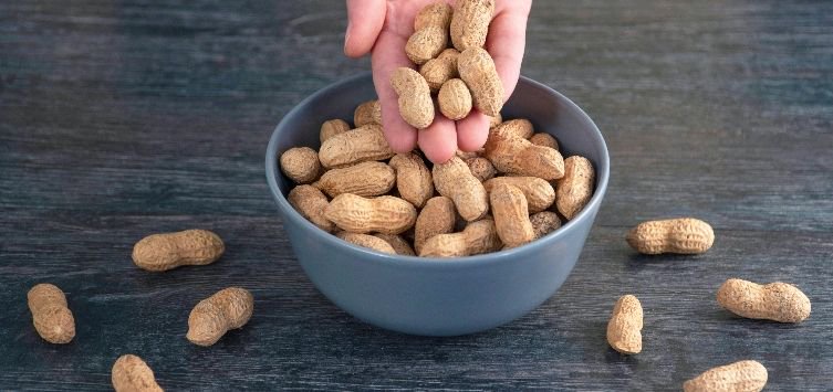 What Happens to Your Body When You Eat Groundnuts Every Day