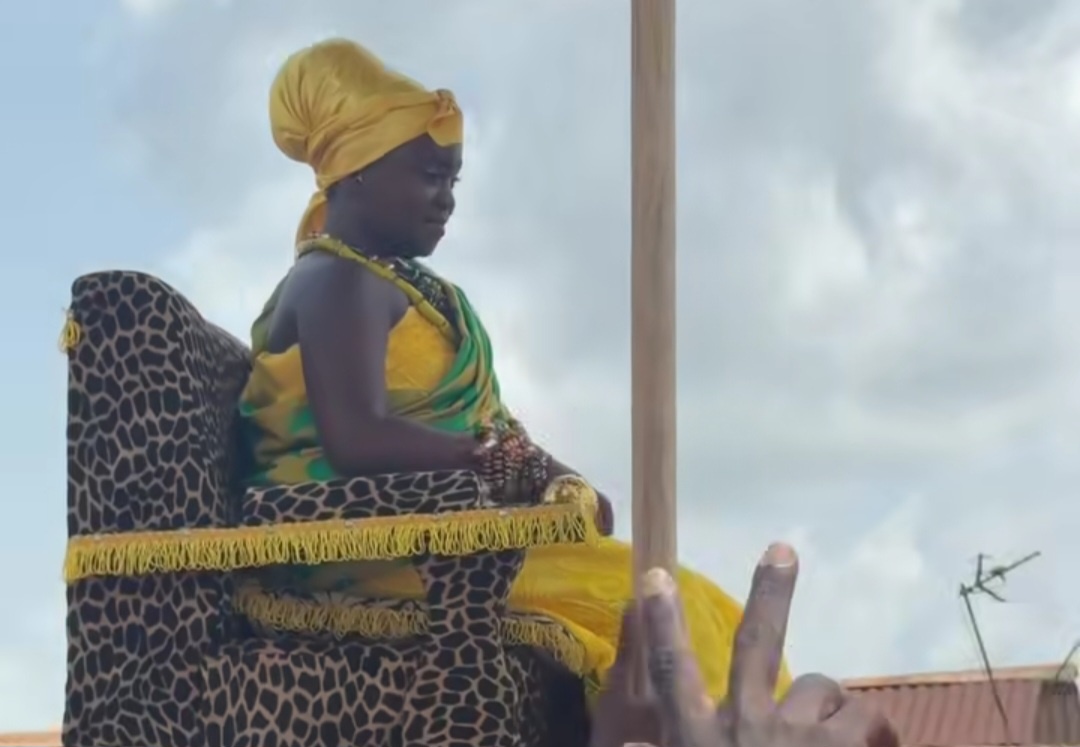 Youngest Queen Mother Nana Afua Kumiwaa Asare I Arrives in Grand Style at Awukugua Ohum Festival