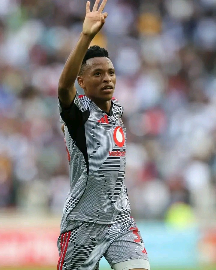 Mofokeng Reveals R200,000 Title Bet With Dr Irvin Khoza