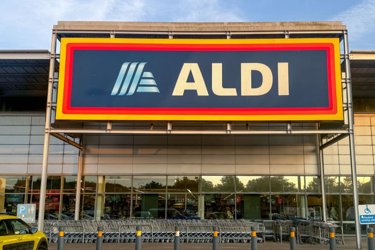 New Aldi £17 furniture set similar to £110 Tesco and £160 B&Q coming out Thursday