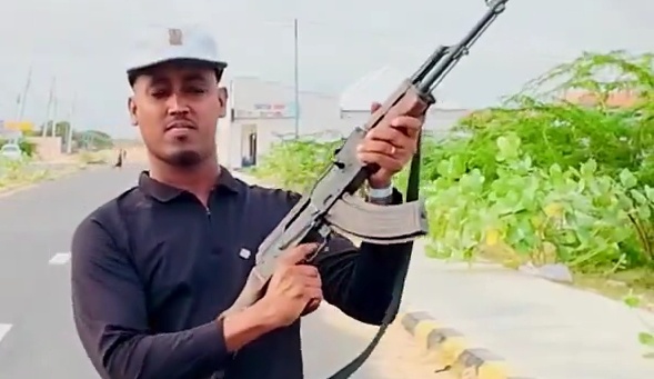 Foreigner in SA Reportedly Captured on Live Video Bragging & Brandishing a Loaded Gun
