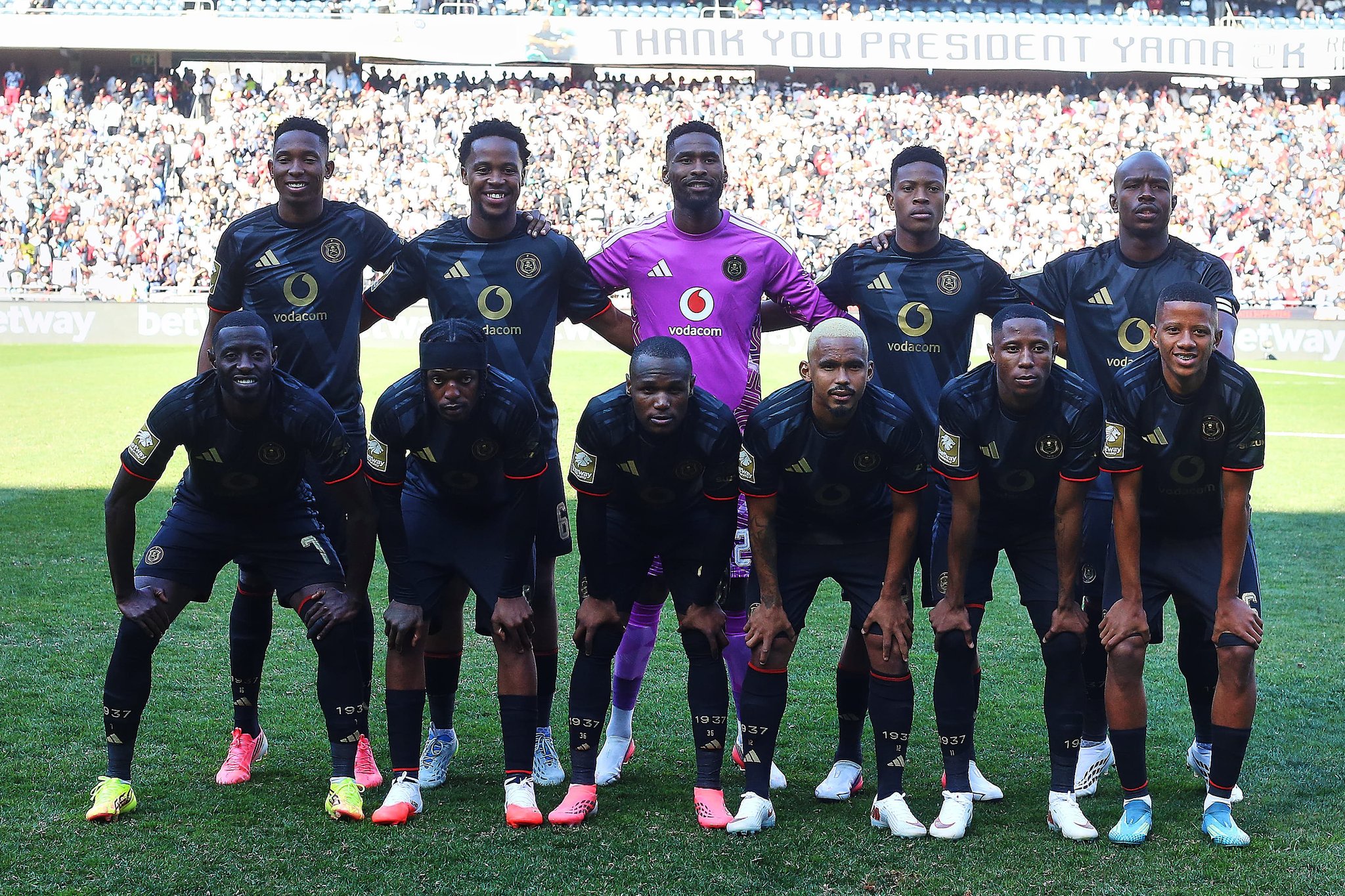 Pirates and Chiefs Confirm Strong Starting Line-Ups for Highly Anticipated Soweto Derby