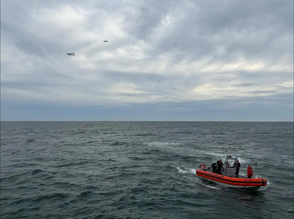 Search ongoing for missing medical flight from Bermuda to Boston